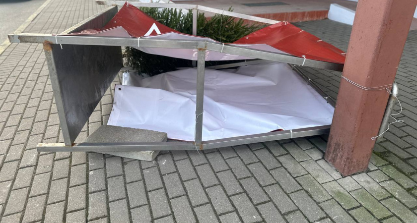 Ветер испортил планы многим и навел беспорядок в Пионерском: итоги шторма в Калининграде 