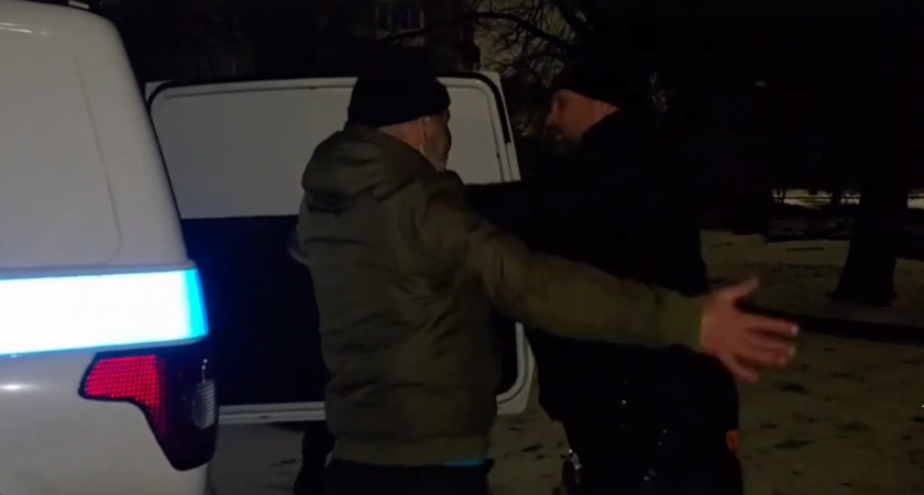 В Калининграде ночной конфликт дошел до стрельбы и угроз ножом: полиция задержала двоих - видео