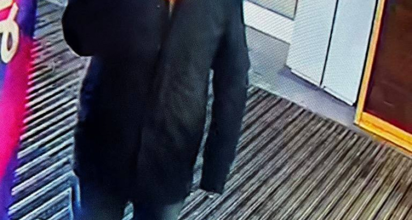 Он вышел из дома и не вернулся: в Калининграде уже несколько дней ищут пожилого мужчину с потерей памяти