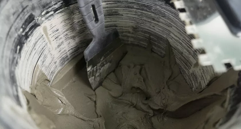 Как сделать бетон прочнее на 20%: простая добавка, о которой знают даже не все строители