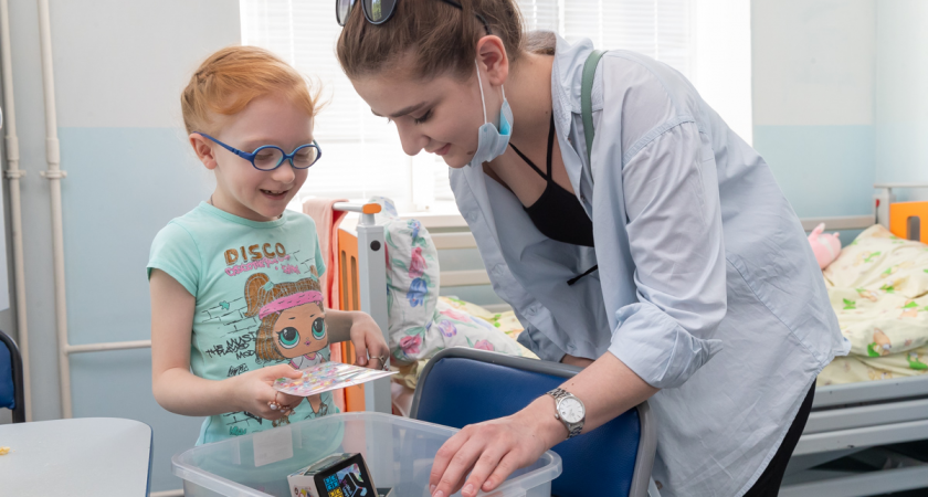 65 лет на страже детства: Детская областная больница Калининграда отмечает юбилей — как изменилось учреждение за это время