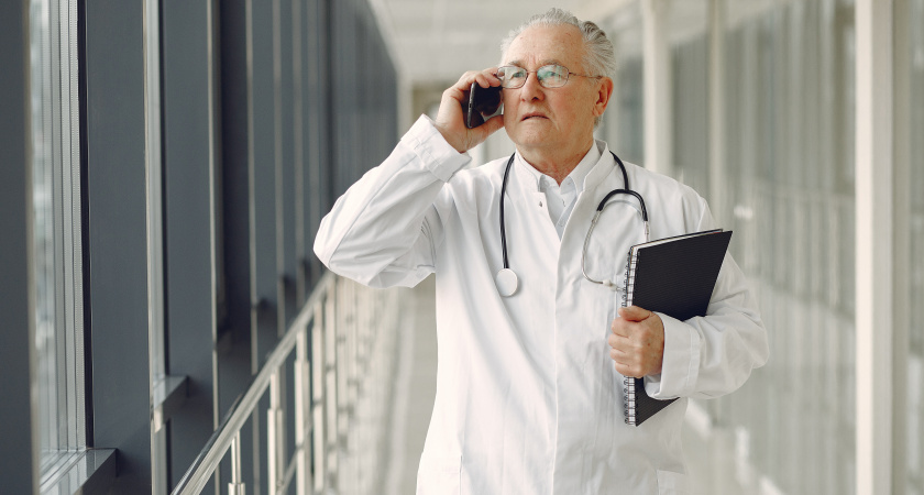 «Всегда отрезайте от мяса эту часть, и вы подарите себе лишних семь лет жизни»: советы кардиохирурга М. Дебейки, прожившего 99 лет