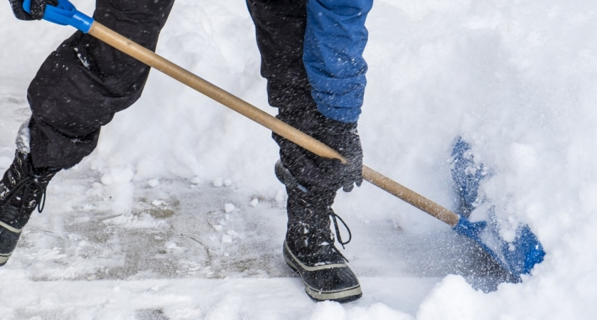 Запишите номер: прокуратура открыла горячую линию для жалоб на плохую очистку от снега улиц в Калининграде