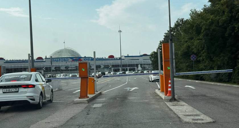 В Калининградской области ссора водителей у шлагбаума аэропорта Храброво закончилась колонией