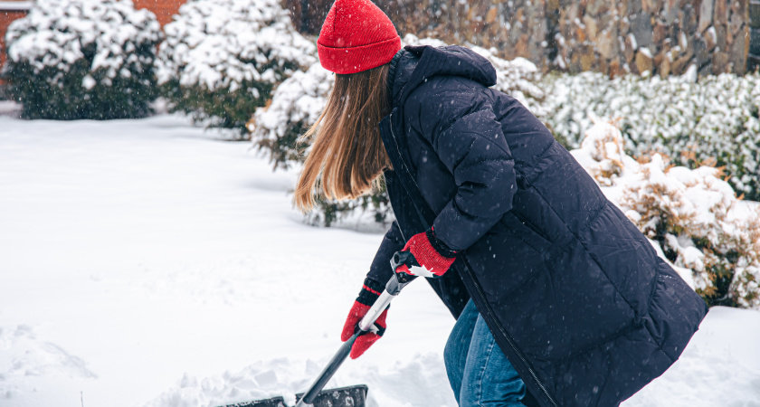 «Почему все про это молчат?»: вот о чем я очень пожалел после покупки снегоуборщика - честный отзыв