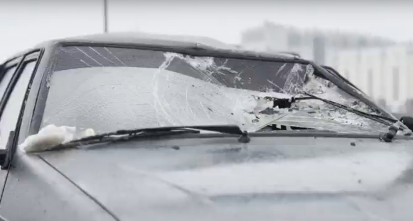 В Калининграде массовое ДТП с шестью машинами парализовало Северный обход - видео с места аварии