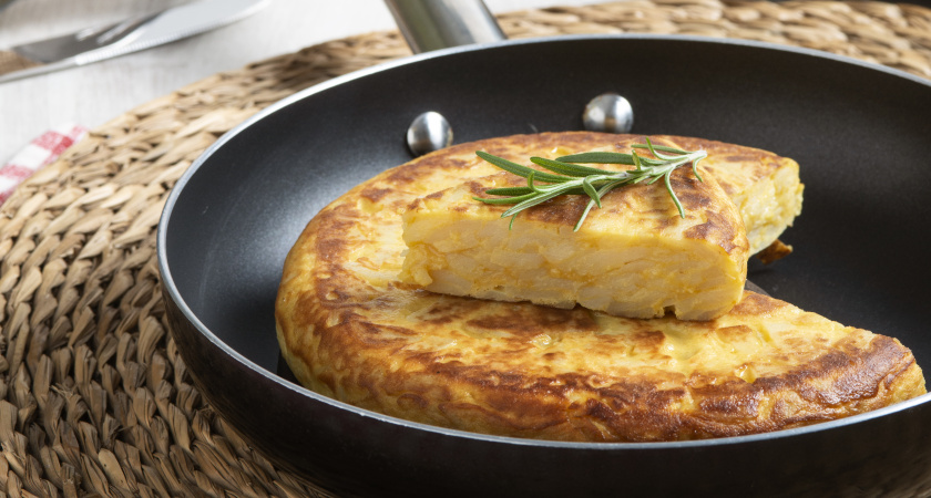 Думала, что это обычный омлет, а в итоге получилось воздушное суфле словно облако — теперь готовлю только так