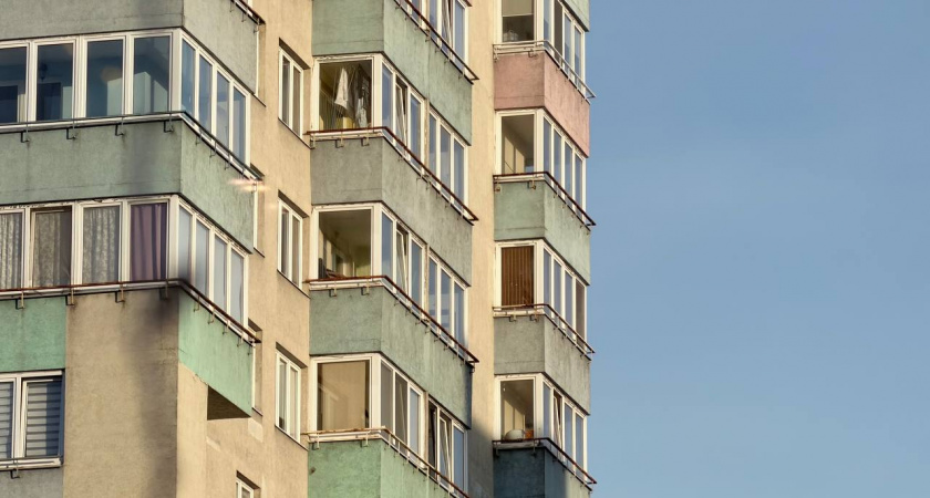 В Калининграде в подвале пятиэтажки нашли тело молодого мужчины