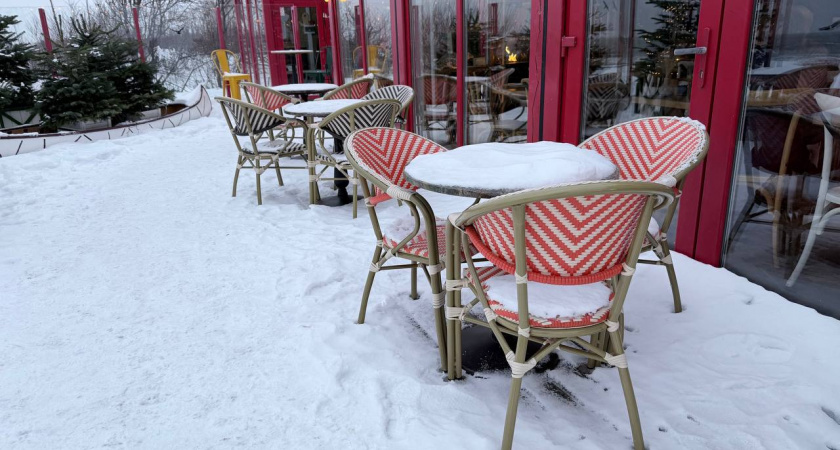 В Калининграде закрыли кафе после того, как посетители отравились и обратились к врачам