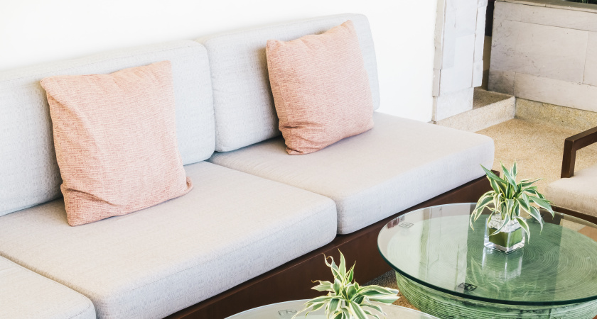 Эти диваны уже можно выбросить: вот что дизайнеры советуют покупать вместо них в 2026 году