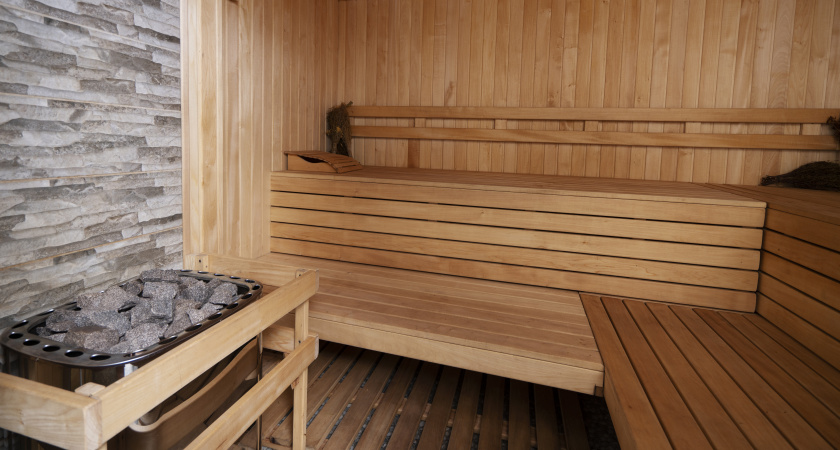 Дерево в 2026 больше не в моде: инженер назвал материал для пола в бане – служит десятилетиями без всякого ремонта