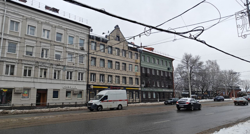 Сбежали с места преступления, не оставновили даже разбитые головы: под Калининградом произошло ДТП с постардавшими