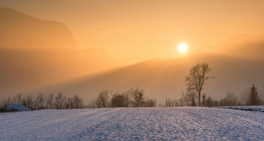 Не мой полы, не говори о личном: народные приметы и запреты на 23 февраля