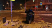 В Калининграде на улице Куйбышева автомобиль врезался в столб и перевернулся 