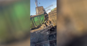 «Вагоны разлетелись в разные стороны» В сети появились кадры из Волгограда с места, где поезд сошел с рельсов. Подробности (ВИДЕО)
