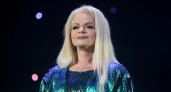Лариса Долина встряла в неприятности. О чем известной певице пришлось попросить главу УВД