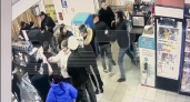 Пьяный скандал в алкомаркете: драка, перцовый баллончик и приезд полиции