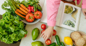 Названы продукты, которые воруют у вас витамины и провоцируют усталость — вы точно едите какие-то из них каждый день