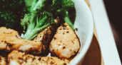 Эта курочка спасает после рабочего дня: рецепт вкусного и ленивого ужина, не отличить от ресторанного