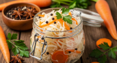 Маринованная капуста за 24 часа: лучшая хрустящая закуска к мясу, картошке и просто так