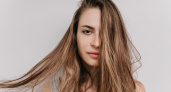 Расческа больше не пугает: как женщины спасают волосы после зимы - шевелюра шикарная, густая и блестящая