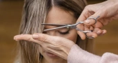 Устали закрашивать седину каждые три недели? Есть 3 простых способа быстро скрыть корни
