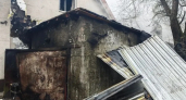 В Зеленоградском районе огонь подобрался к дому через гараж: как спасатели отстояли жильё в посёлке Романово