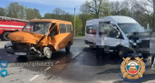 Под Нестеровом водитель Ford вылетел на главную и попал в ДТП с маршруткой