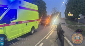 «Прокатил подругу и влетел в авто»: в Багратионовском районе байкер без прав попал в ДТП