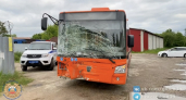 Авария на проспекте Победы: пострадал водитель протаранившего автобус внедорожника в Калининграде