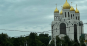 «Придется потерпеть»: власти Калининграда объяснили, почему пешеходам увеличили ожидание на светофорах на площади Победы