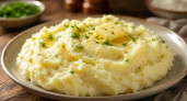 Картошка превращается в шелк: добавляю в кастрюлю несколько продуктов — и пюре становится воздушным