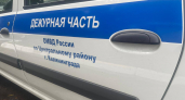 С ноги вынес дверь кабинета: в Черняховске рабочий избил начальника и выбил дверь  