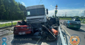 Снёс четыре авто на перекрёстке: в Калининграде на водителя грузовика завели уголовное дело