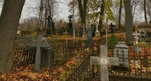 Слезы одноклассников и слова благодарности: в Немане простились с 15-летним Сашей