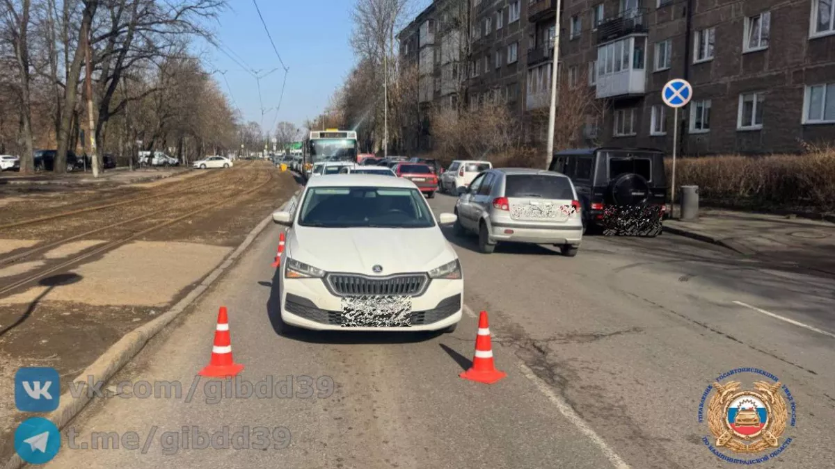 Попытка перебежать дорогу 8 марта закончилась больницей: подробности столкновения в Калининграде