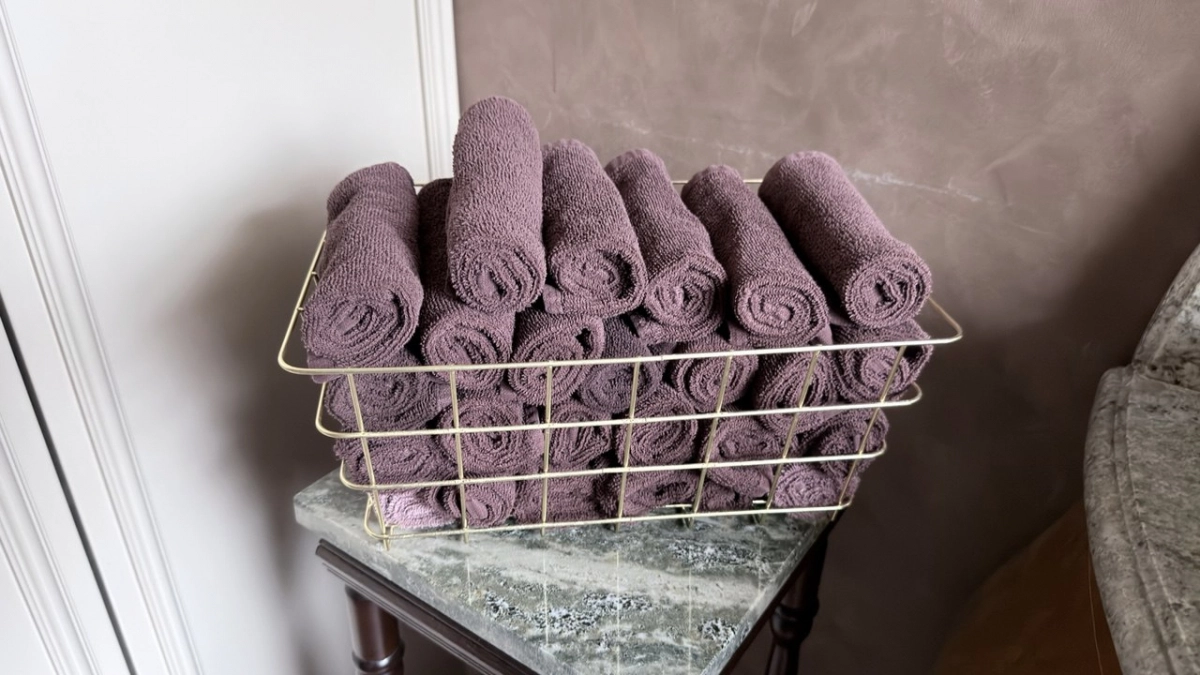 Обычная ложка при стирке — и полотенца снова мягкие: секрет, которым пользуются горничные
