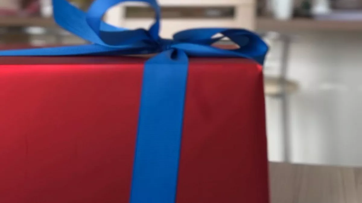 В Калининграде к 23 февраля вдвое выросли продажи смартфонов, а к 8 марта — умных часов