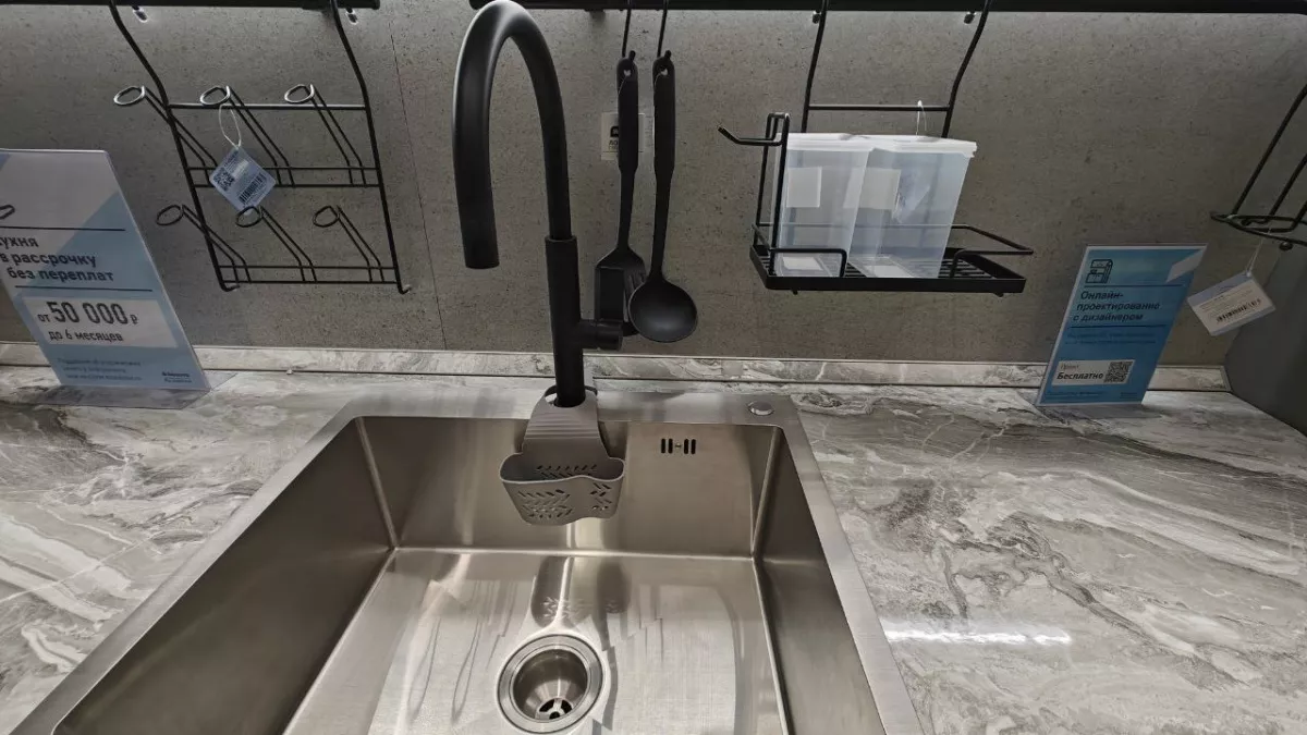 Дизайнеры нашли 8 ошибок, из-за которых ремонт на кухне сразу становится «колхозным»: их совершают почти все