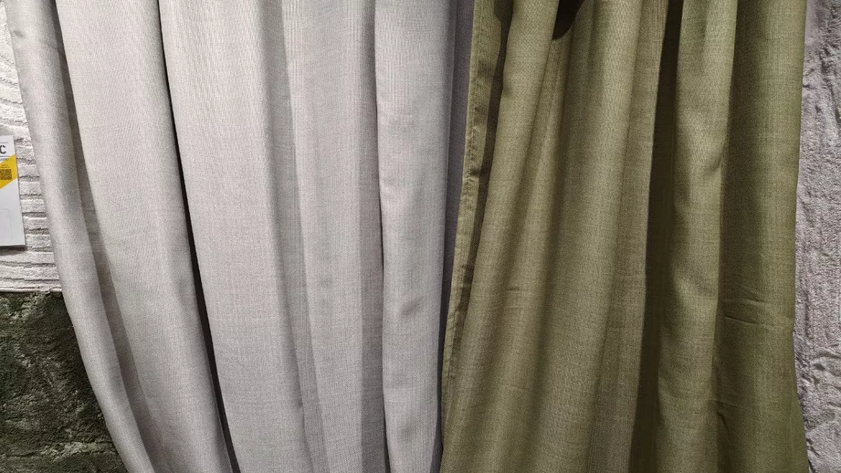 Ламбрекены и кружевной тюль вешают только «колхозники»: в 2026 году окна оформляют иначе — 5 современных вариантов