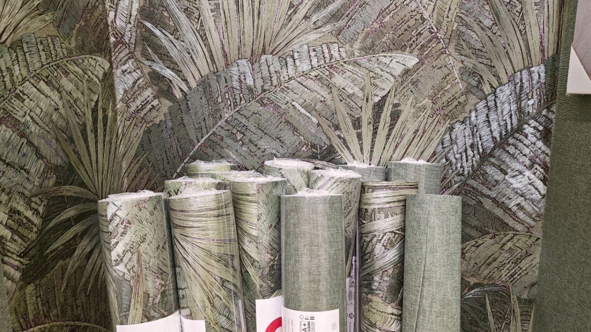 Хотите обновить комнату за вечер,  а не жить неделю среди ведер? Эти обои без клея решают все быстрее ремонта