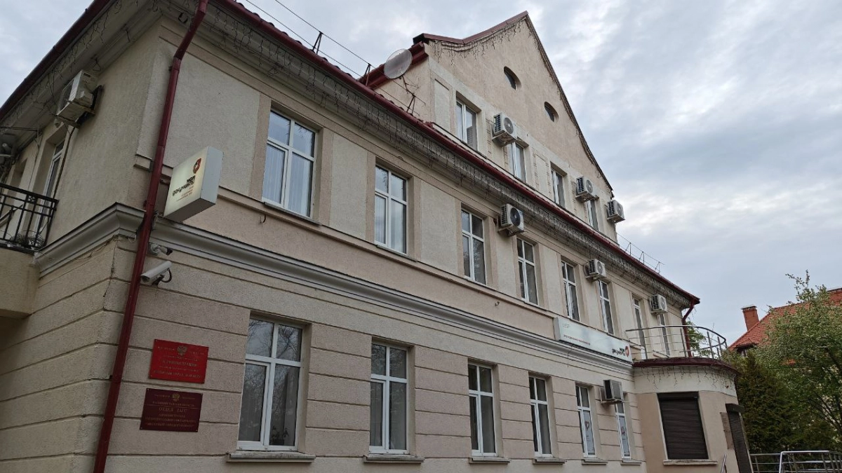 В Калининграде горсовет полчаса не мог утвердить повестку: ведущий обвинил коллег в саботаже