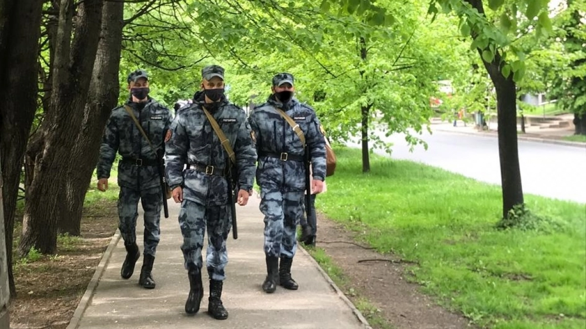 Полиция "пошла в народ" в Калининграде: в ведомстве рассмотрели выплаты денег дружинникам