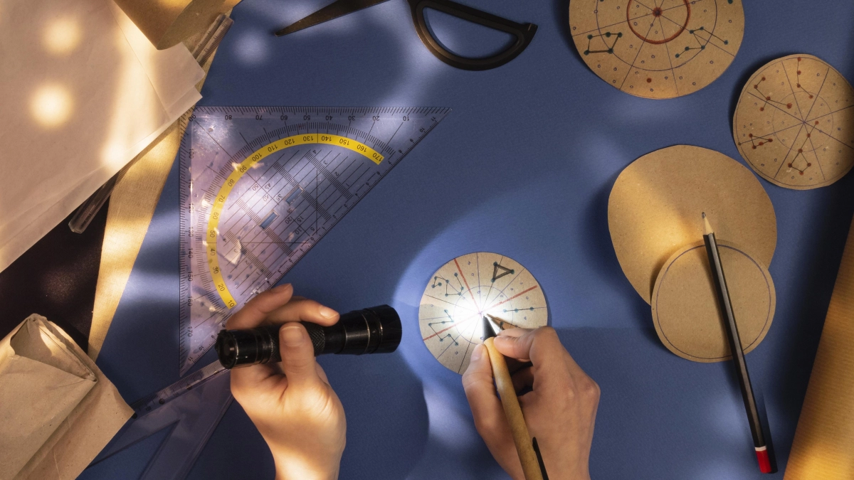 Полнолуние вскроет правду: кому повезет, а кому придется держать удар - гороскоп Глобы на неделю с 30 марта по 5 апреля