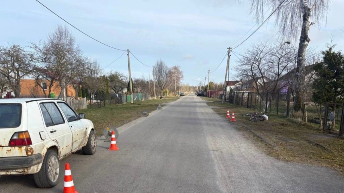 В Полесском районе женщину на велосипеде сбила иномарка