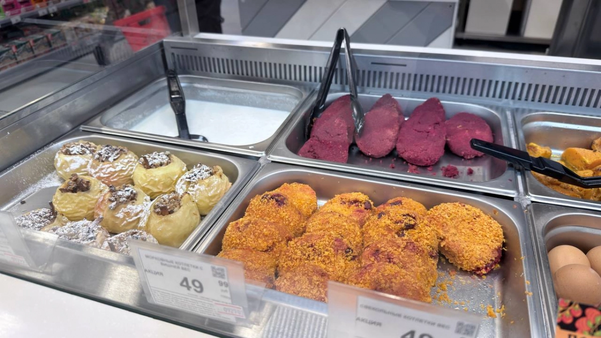 «Поварешку» закрыли на 90 суток: в сети популярных столовых  Калининграда нашли плесень и грибки в еде 