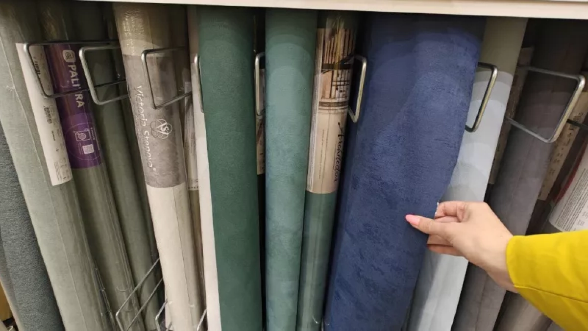 Обои отходят по углам и пузырятся — как быстро остановить проблему и не переделывать ремонт заново