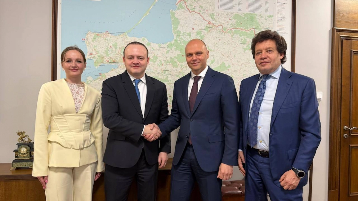 Владислав Даванков в Калининграде встретился с губернатором Алексеем Беспрозванных и кандидатами от «Новых людей»