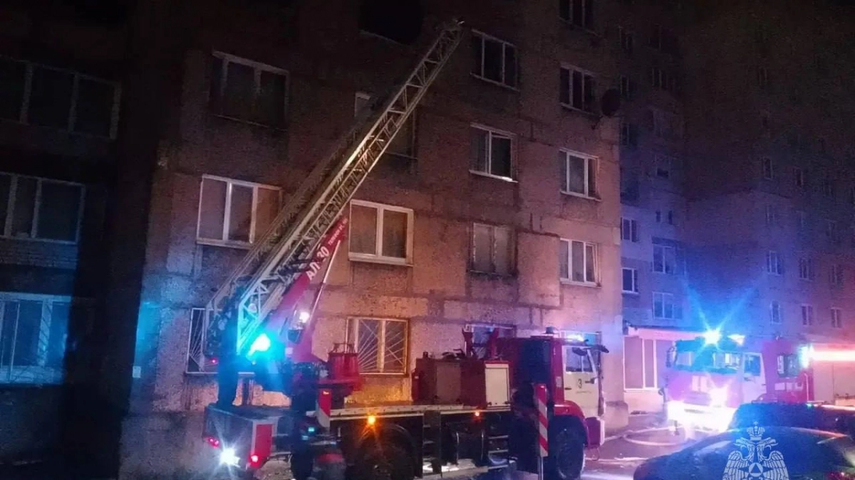 «Люди выбегали из квартир в трусах и майках»:очевидцы рассказали, как ночью горела девятиэтажка на Инженерной в Калининграде