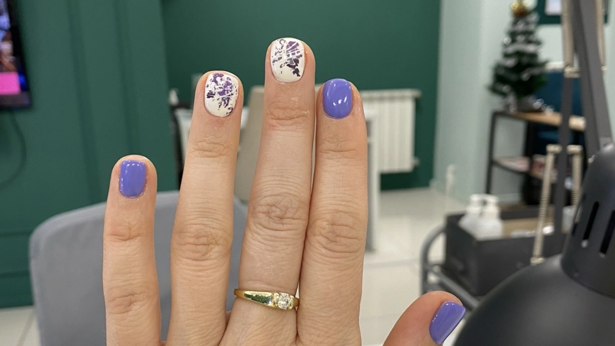 Одна ошибка — и ногти станут ломкими и слабыми: самые опасные и удачные дни для маникюра в мае 2026 по Луне